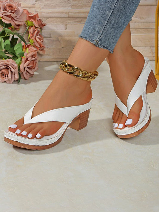 Chunky Heel White Thong Slides 750