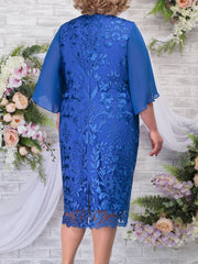 Round Neck Embroidered Short Sleeve Plus Size Dress