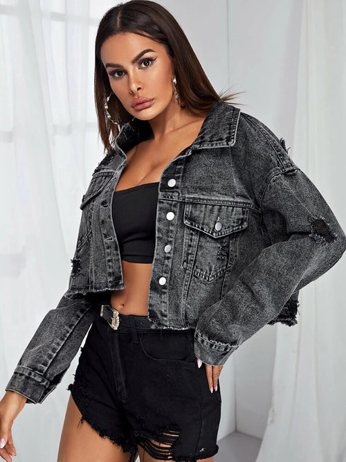 veste courte en jean à manches longues et ourlet déchiré