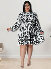 Plus Size Long Sleeves Round Neck Midi Dress