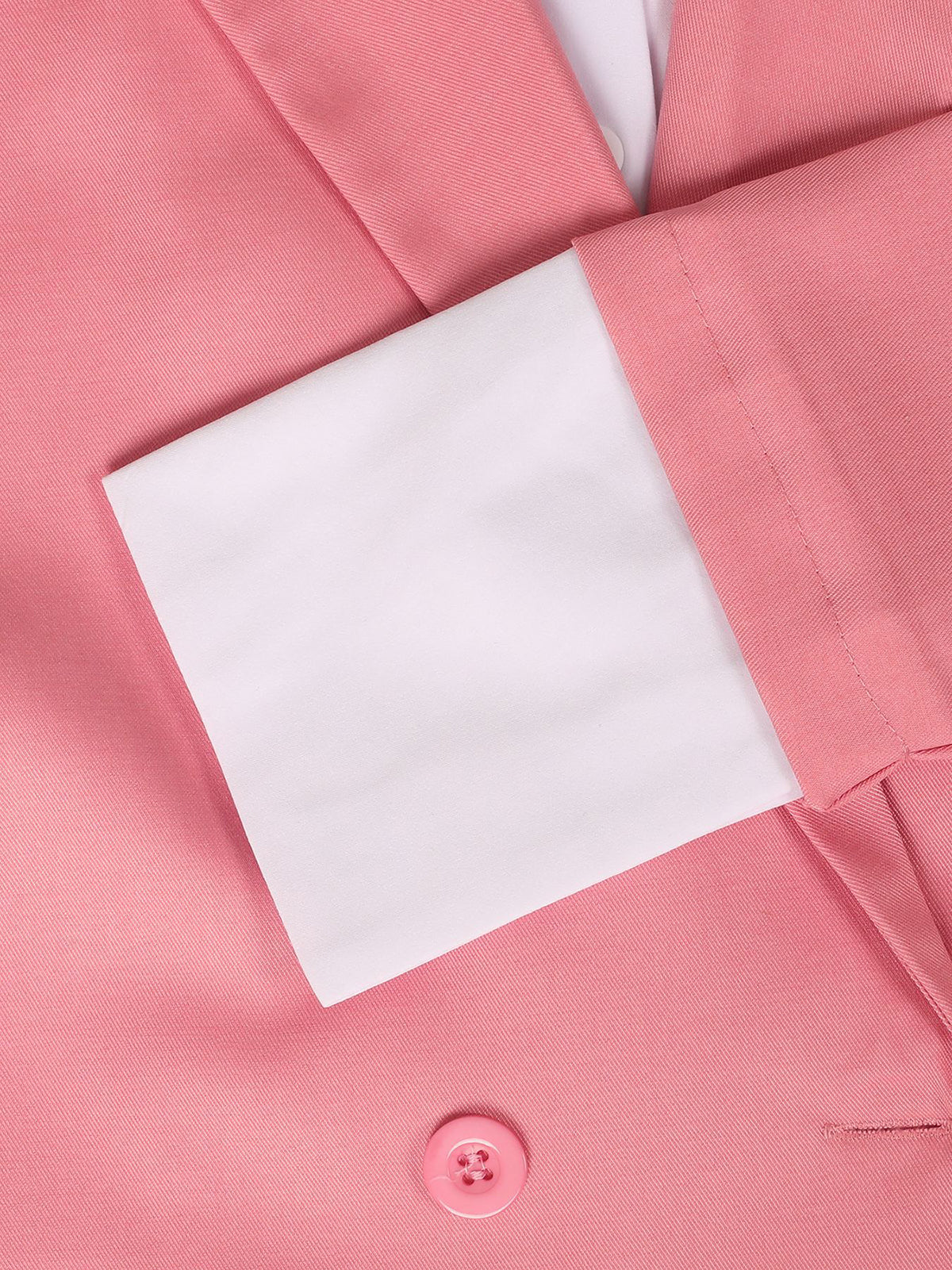 Ensemble deux pièces blazer, chemise à col et jupe plissée