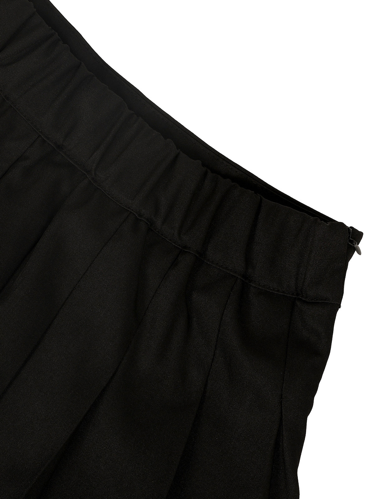 Ensemble deux pièces blazer, chemise à col et jupe plissée