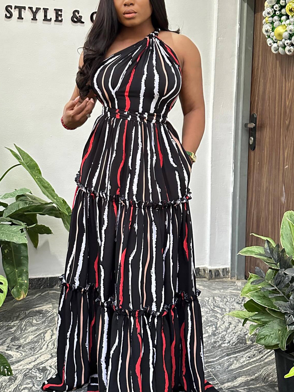 One-Shoulder Striped  Backless Maxi Dress